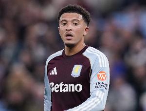 替补出战45分钟被换下，桑乔拒绝与巴克利击掌、无视埃梅里