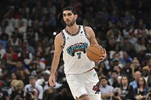 尽力局！阿尔达马全场13投6中 得到14分6板4助3断