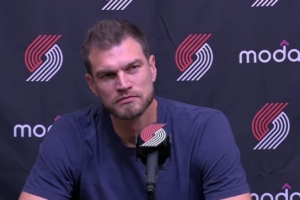 球队回避打挡拆？斯普利特：我们没有哈登那样主导挡拆配合的球员